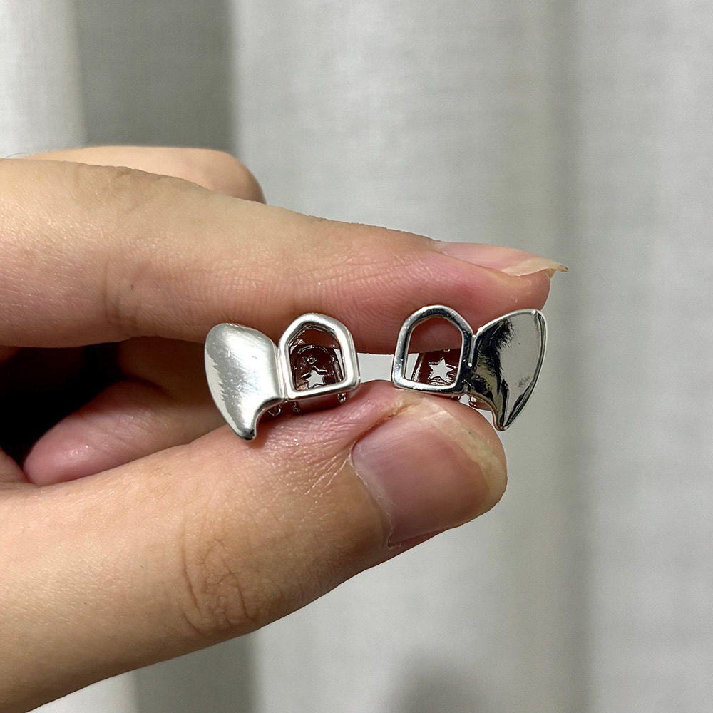 YOUNGX Hip Hop Double Hollow G - Body Jewelry For Men recension och pris